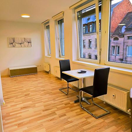 B&R Apartment In Fürth מראה חיצוני תמונה